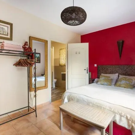 Les Jardins D'holi Proche Uzes Bed & Breakfast Garrigues-et-Sainte-Eulalie