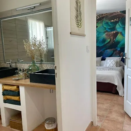 Bed & Breakfast Les Jardins D'holi Proche Uzes Garrigues-et-Sainte-Eulalie
