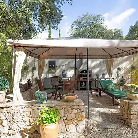 Les Jardins D'holi Proche Uzes 3* Garrigues-et-Sainte-Eulalie